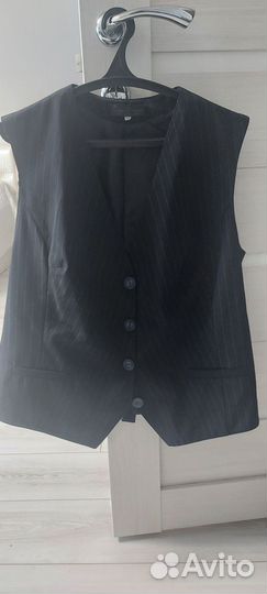 Жилетка женская