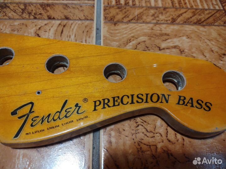Гриф бас-гитары Fender Precision Bass