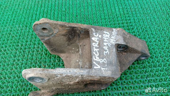 Кронштейн двигателя задний Opel Vectra C (2002-20