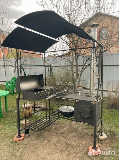 Мангальная зона с крышей