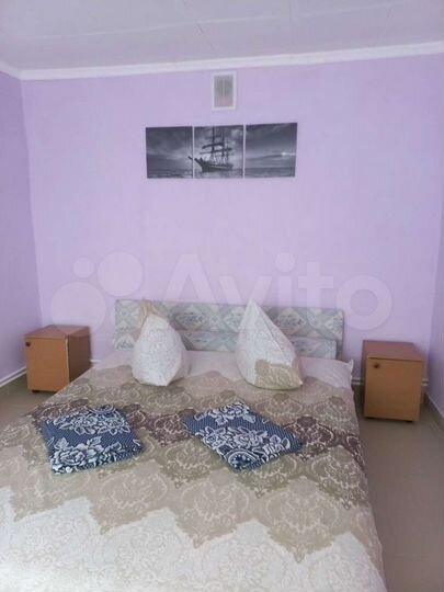 Комната 15 м² в 5-к., 1/1 эт.