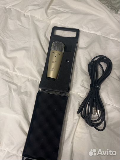 Behringer микрофон c 3