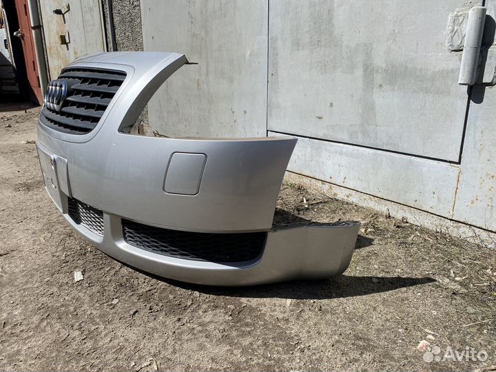 Бампер передний Audi TT 8N