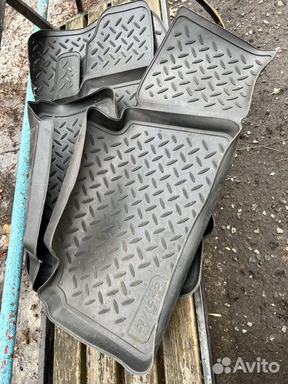 Коврики на honda civic 4d