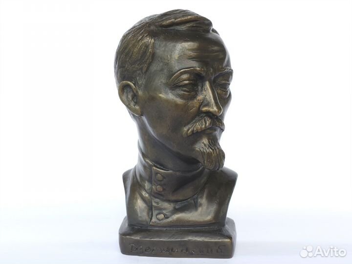 Бронзовый бюст Ф.Э.Дзержинского
