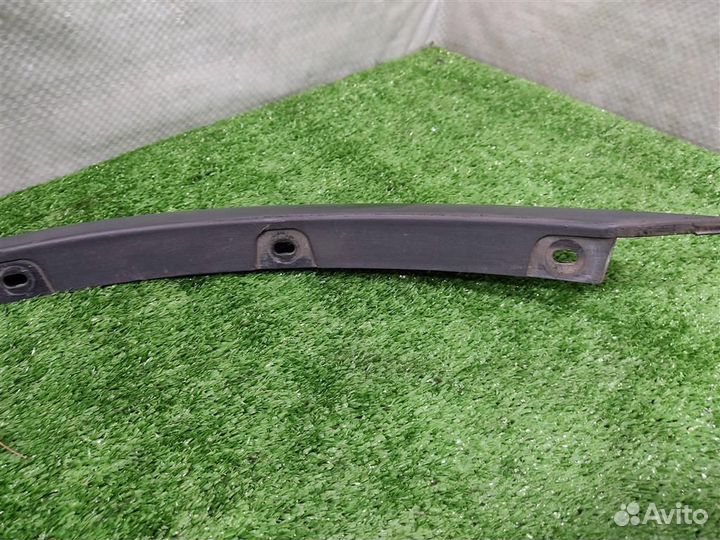 Молдинг крыла переднего правого BMW X3 (E83) 2004