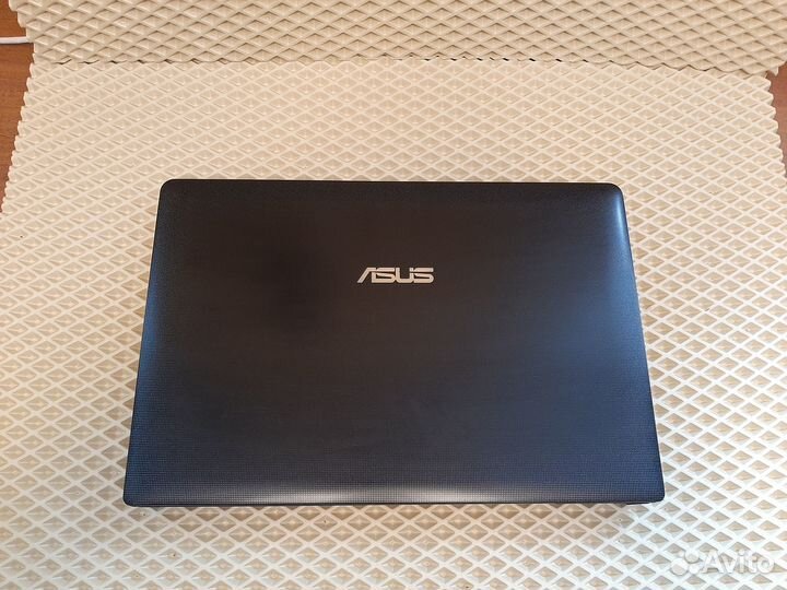 Отличный Быстрый Бюджетный Asus X501A + SSD диск