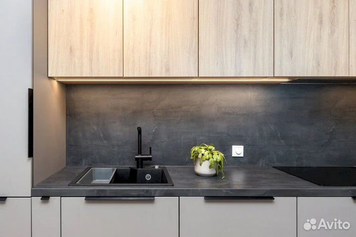 Кухни на заказ. Кухня на заказ «Хайтек»