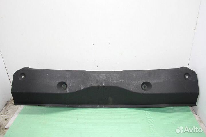 Обшивка багажника на заднюю панель Ford Focus III (2011—2015)