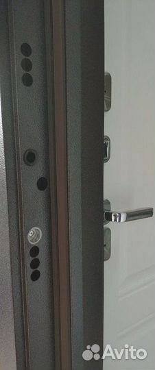 Дверь входная с терморазрывом (металл/мдф)