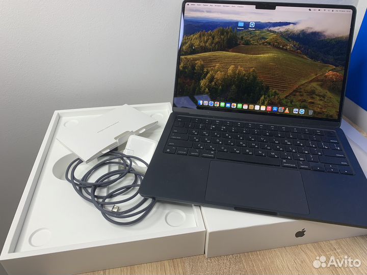 Apple macbook air 13 2022 m2