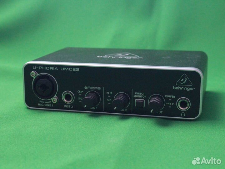 Звуковая карта USB Behringer UMC-22