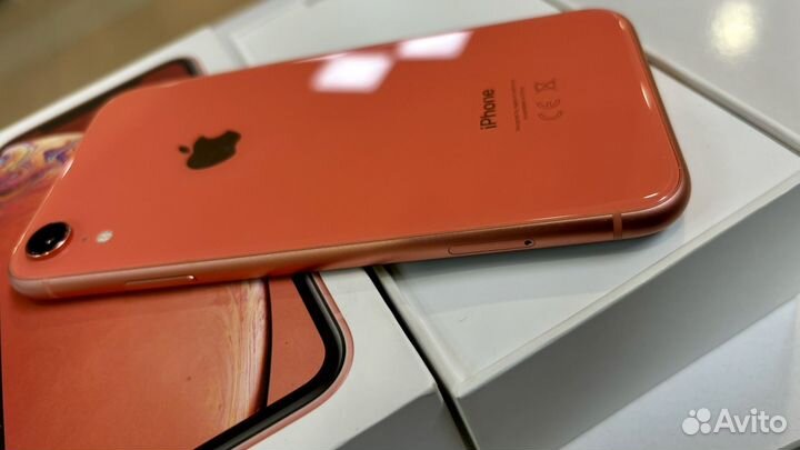 iPhone Xr, 64 ГБ