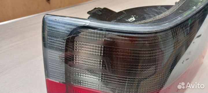 Задний левый стопарь на ваз 2112