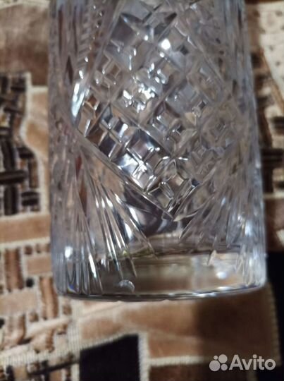Вазы хрустальные для цветов