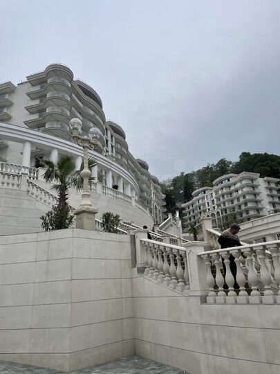 2-к. апартаменты, 83 м², 8/8 эт.