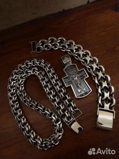 Серебряная цепь, крест и браслет