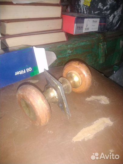 Петли дверные и ручки