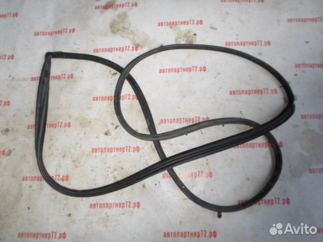 Уплотнитель двери передней правой (внутри двери )