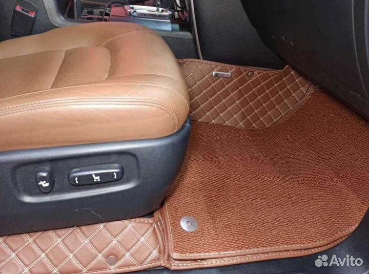 Ковры в салон на toyota land cruiser