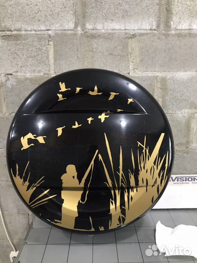 Изготовление наклеек и брендирование авто