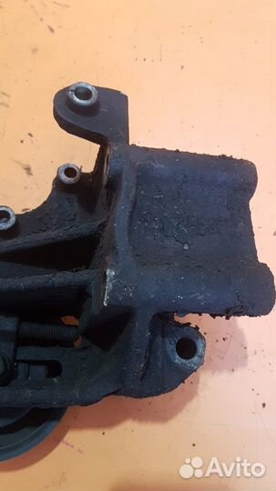 Ролик натяжной на Chery Tiggo T11