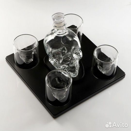 Мини-Бар Череп, на подставке, штоф - 750 мл, бокал