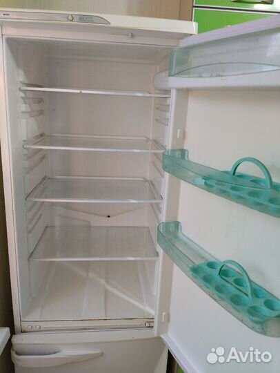 Холодильник stinol 60*185*63