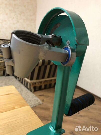 Орехокол бабочка сталь 2