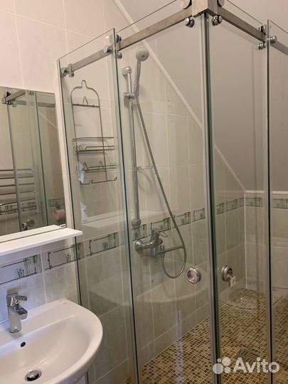 Душевые ограждения и экраны под заказ