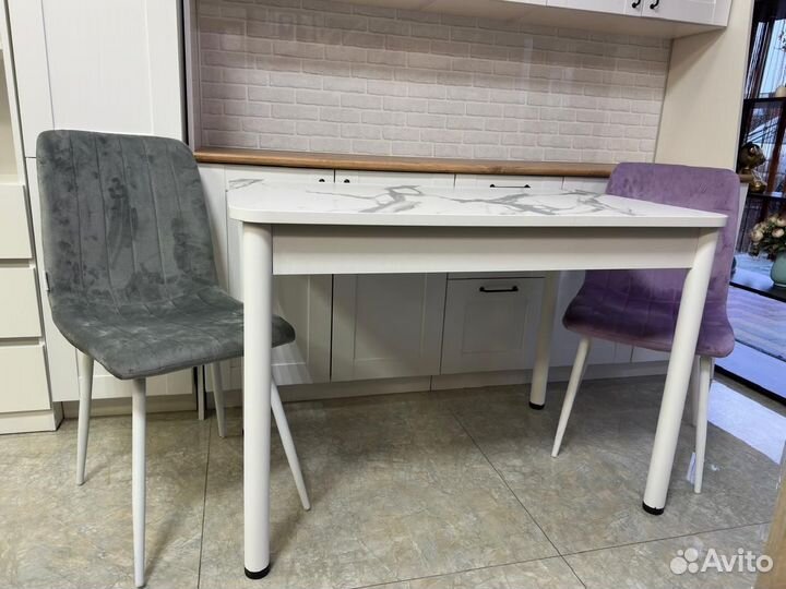 Кухонный стол