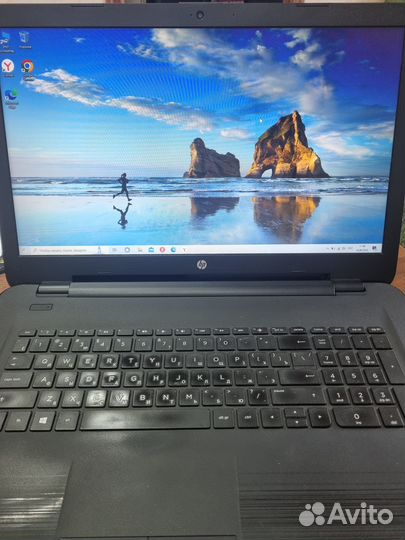 Ноутбук HP 17-y058ur