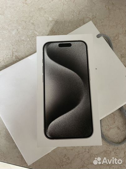 iPhone 15 Pro, 512 ГБ