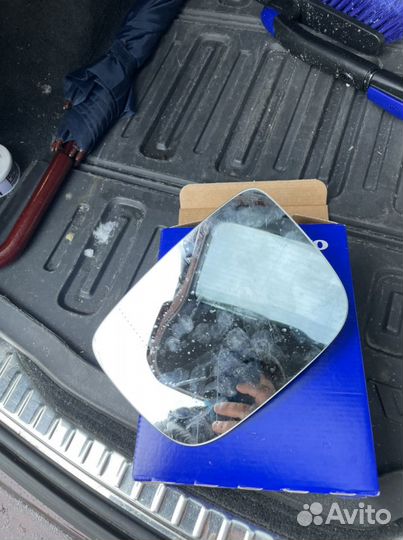 Зеркальный элемент левого зеркала volvo xc60