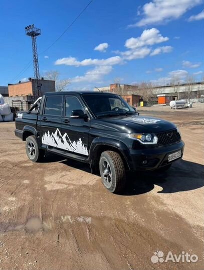 Наклейки на внедорожник / туристические