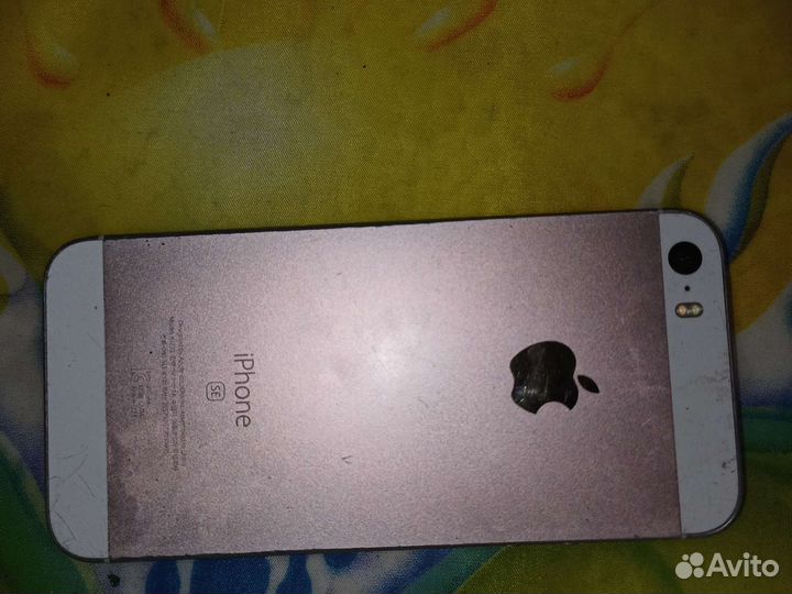 Телефон iPhone 5se