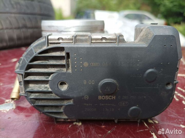 Дроссельная заслонка VAG 06A133062D