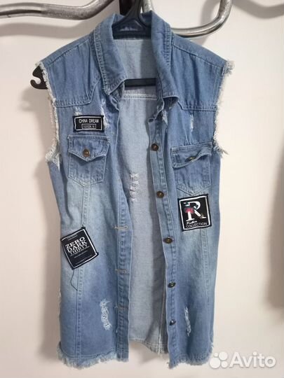 Джинсовая безрукавка