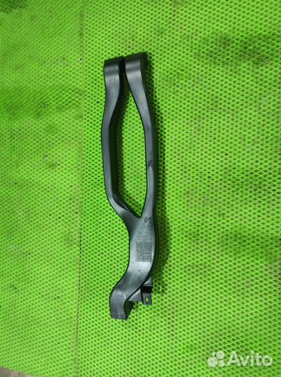 Воздуховод отопителя Skoda Oktavia