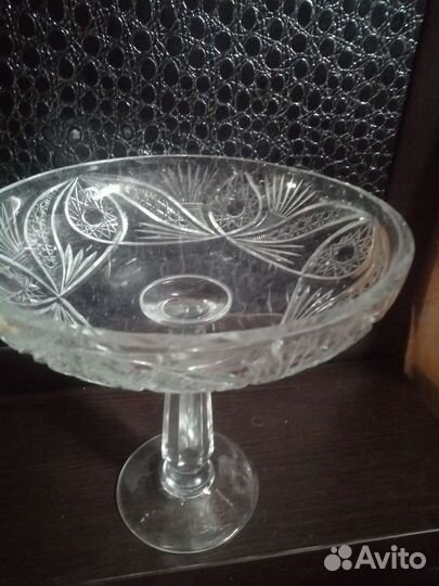 Большая хрустальная ваза для фруктов