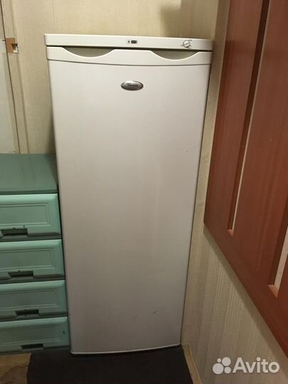 Морозильная камера whirlpool