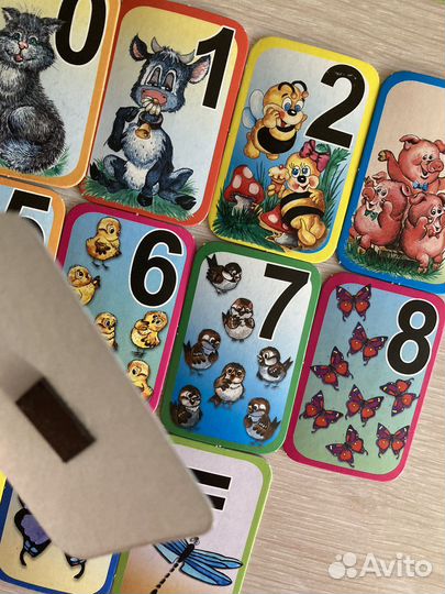Цифры в карточках на магнитах