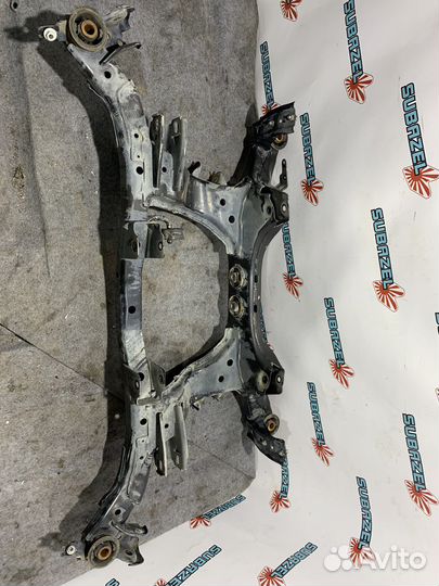 Задний подрамник Subaru Forester SJ