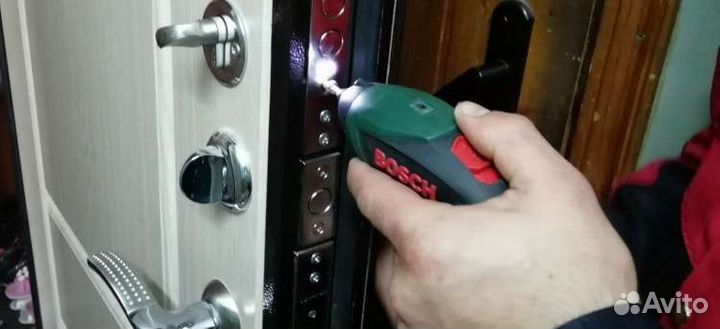 Вскрытие и замена замков