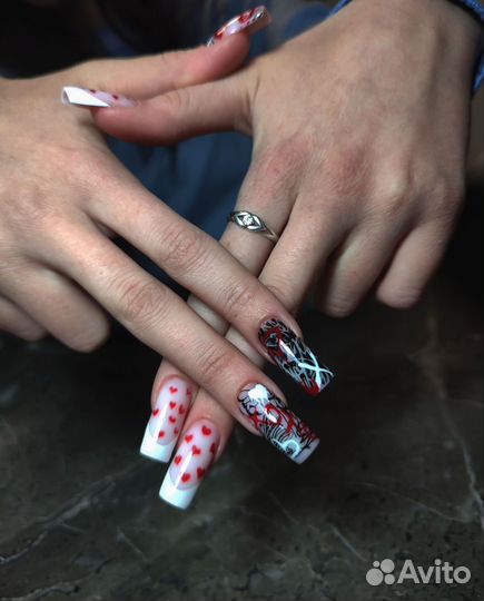 Мастер маникюра