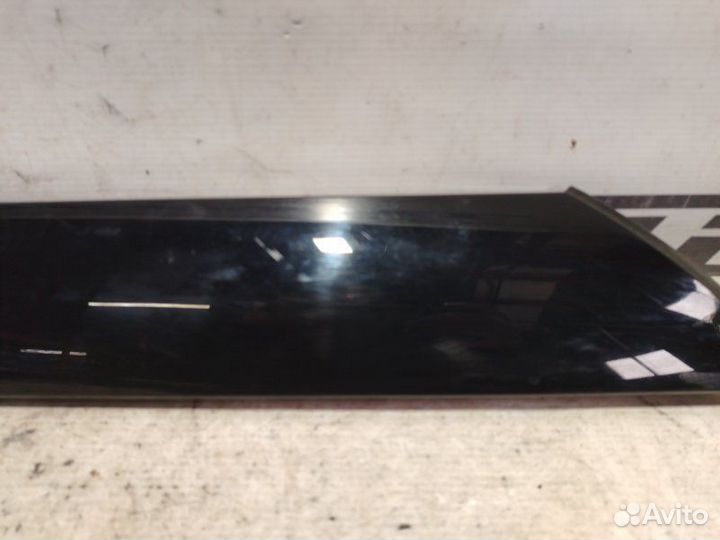 Молдинг лобового стекла левый Skoda Yeti 1.2 cbzb