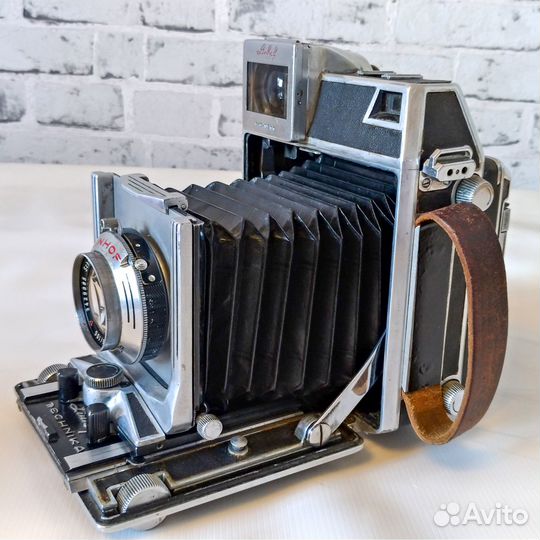 Ретро фотокамера Linhof Technika (6x9)