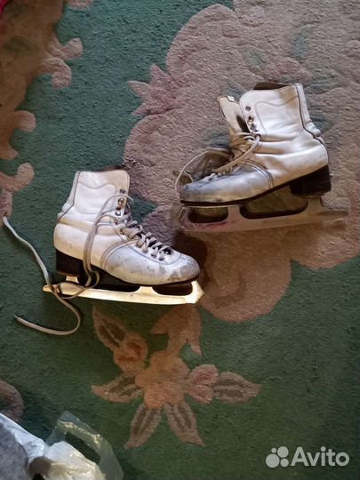 Коньки фигурные ботинки лыжи
