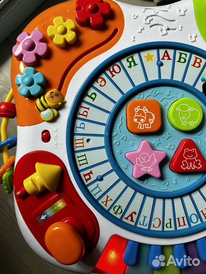 Развивающий столик Baby go игрушка fisher price