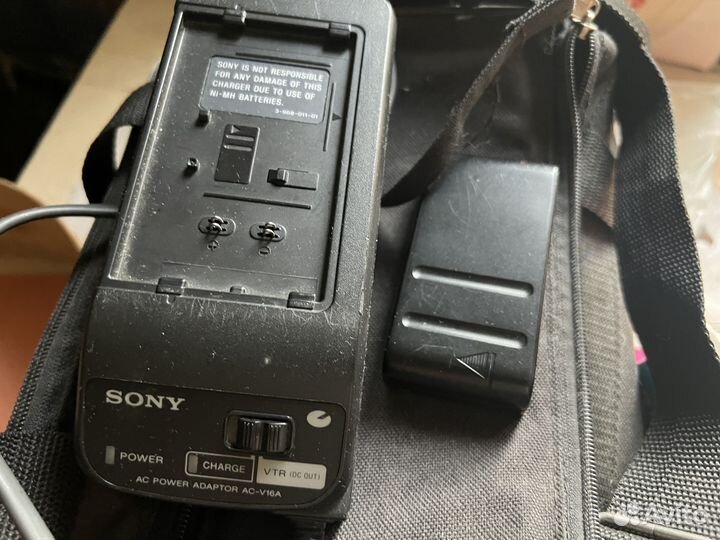 Видеокамера Sony CCD TR440E